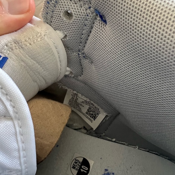 Nike Air Jordan 1 Retro High Hyper Royal Smoke Grey size 10 Men’s lightly used - Picture 7 of 7